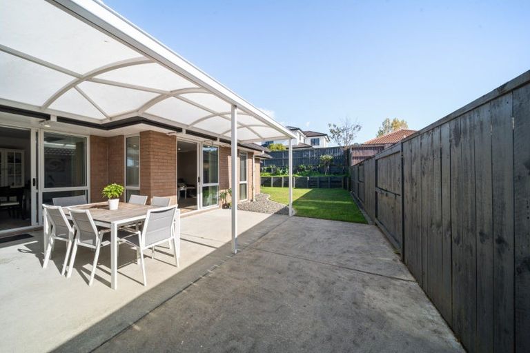 Photo of property in 25 Annandale Drive, Pyes Pa, Tauranga, 3112