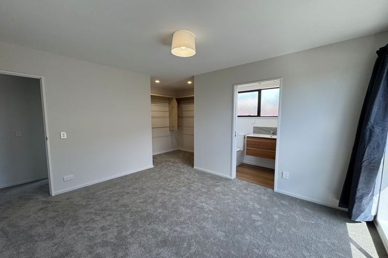 Photo of property in 2 Pyatt Place, Redwood, Christchurch, 8051