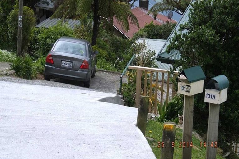 Photo of property in 131 Ruskin Road, Newlands, Wellington, 6037