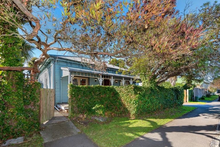 Photo of property in 25 Rochester Street, Linwood, Christchurch, 8062