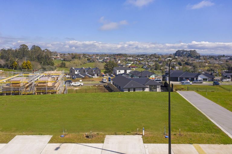 Photo of property in 30 Taahunui Rise, Peacocke, 3206