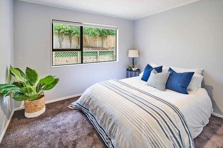 Photo of property in 23a Parkinson Close, Whitby, Porirua, 5024