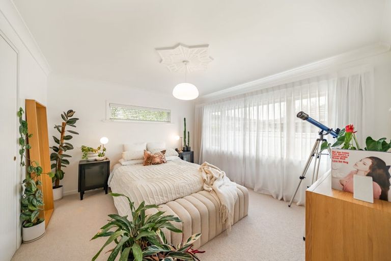 Photo of property in 4a Golders Road, Elderslea, Upper Hutt, 5018