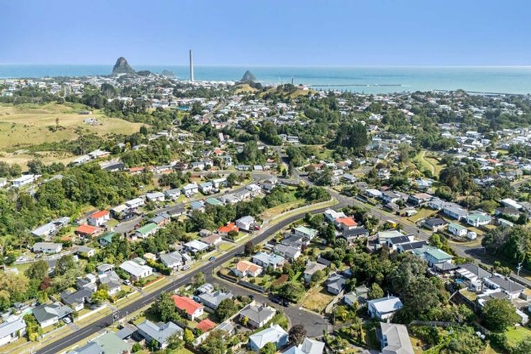Photo of property in 4 Sardinha Place, Marfell, New Plymouth, 4310