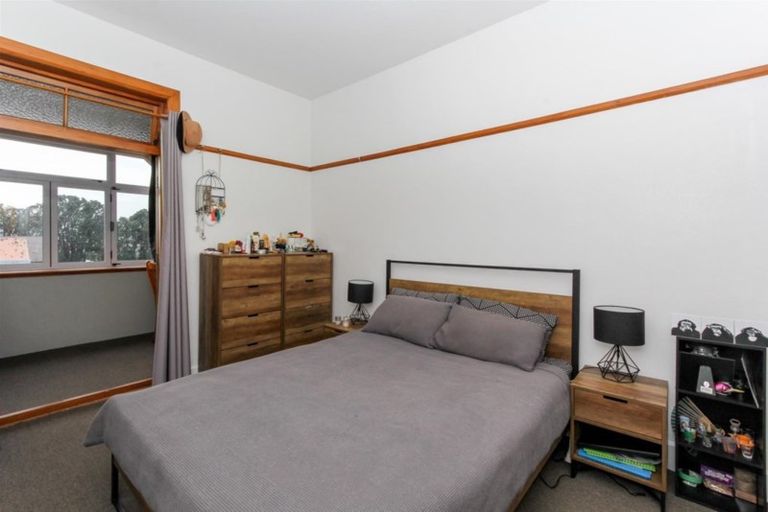 Photo of property in Devonport Apartments, 42/127 Saint Aubyn Street, New Plymouth, 4310