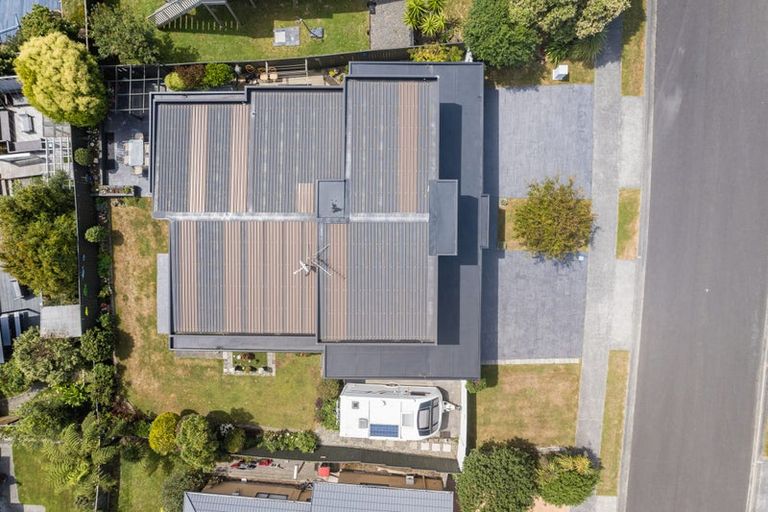 Photo of property in 20 The Masthead, Whitby, Porirua, 5024