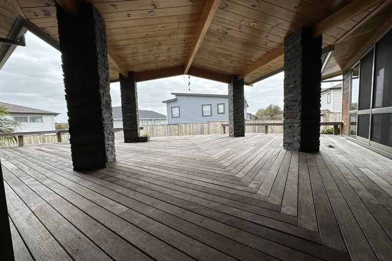 Photo of property in 9 Francesco Drive, Karaka, Papakura, 2113