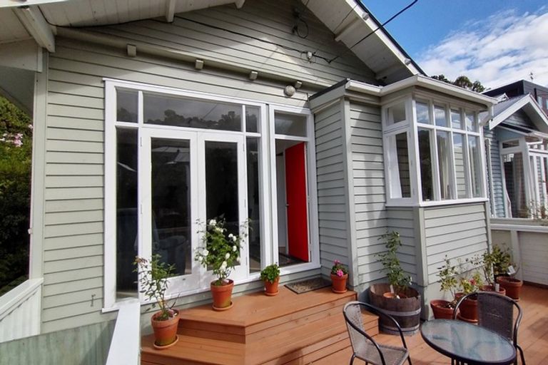 Photo of property in 288 Ohiro Road, Brooklyn, Wellington, 6021