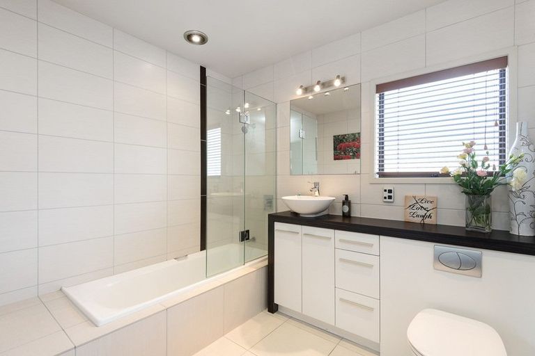 Photo of property in 4b Muricata Avenue, Mount Maunganui, 3116