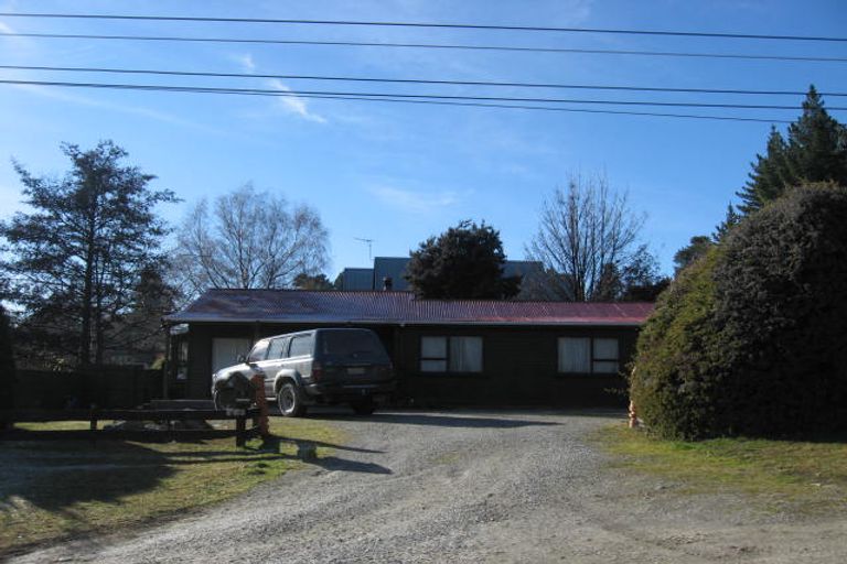 Photo of property in 64b Dungarvon Street, Wanaka, 9305