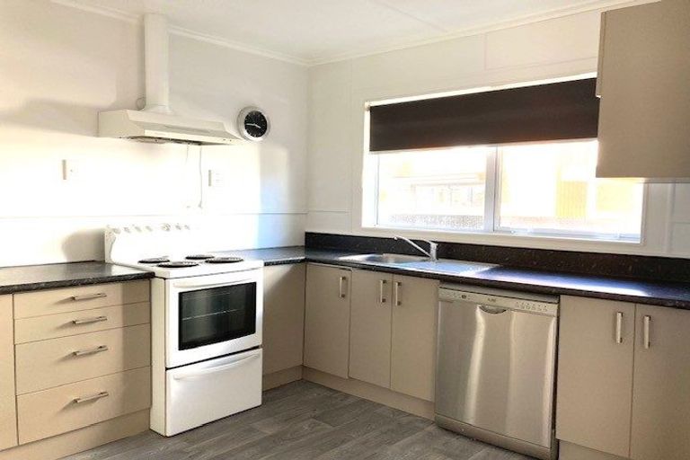 Photo of property in 170 Saint Albans Street, St Albans, Christchurch, 8014