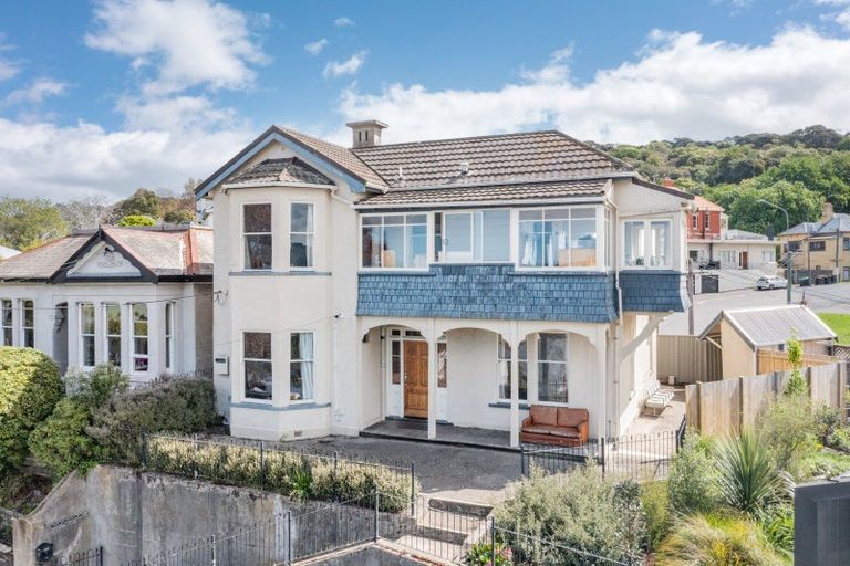 Photo of property in 54 Heriot Row, Dunedin Central, Dunedin, 9016