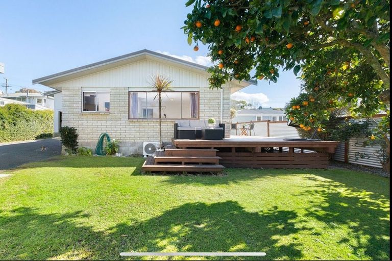 Photo of property in 5 The Crescent, Waihi Beach, 3611