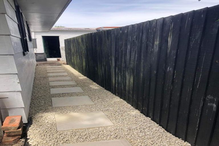 Photo of property in 2/33 Seymour Street, Hornby, Christchurch, 8042