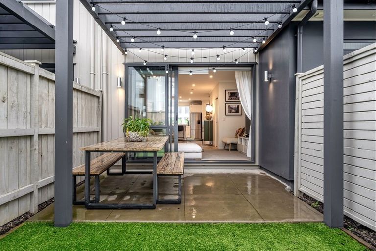 Photo of property in 6 Horo Road, Flat Bush, Auckland, 2019