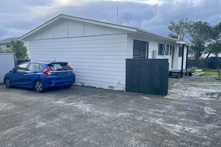 Photo of property in 8 Buller Grove, Naenae, Lower Hutt, 5011