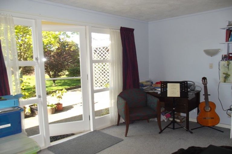 Photo of property in 57 Lyndhurst Street, Westport, 7825