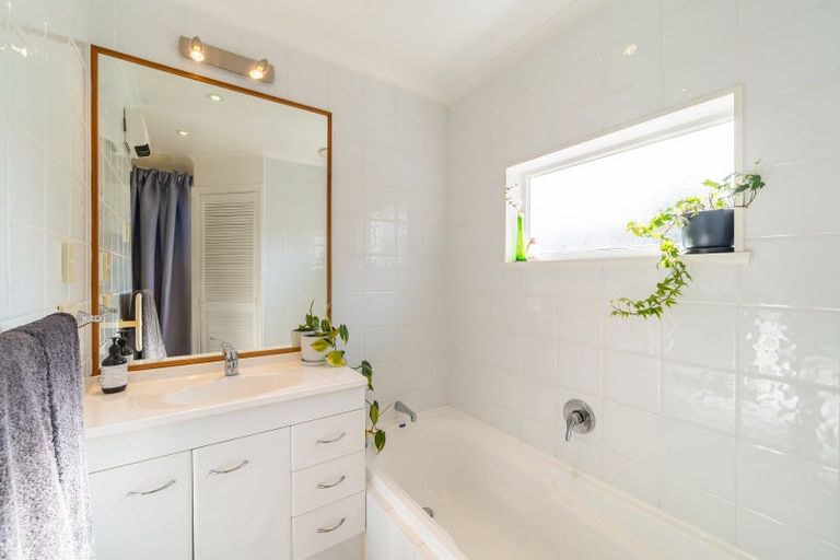 Photo of property in 66 Miro Street, Trentham, Upper Hutt, 5018