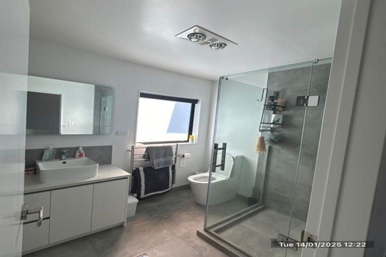 Photo of property in 2/15 Tokerau Drive, Rototuna North, Hamilton, 3210