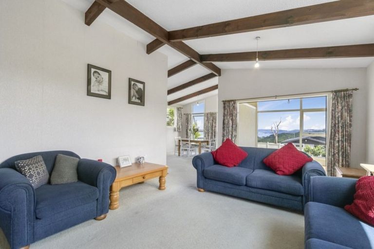 Photo of property in 51 Cypress Drive, Maungaraki, Lower Hutt, 5010