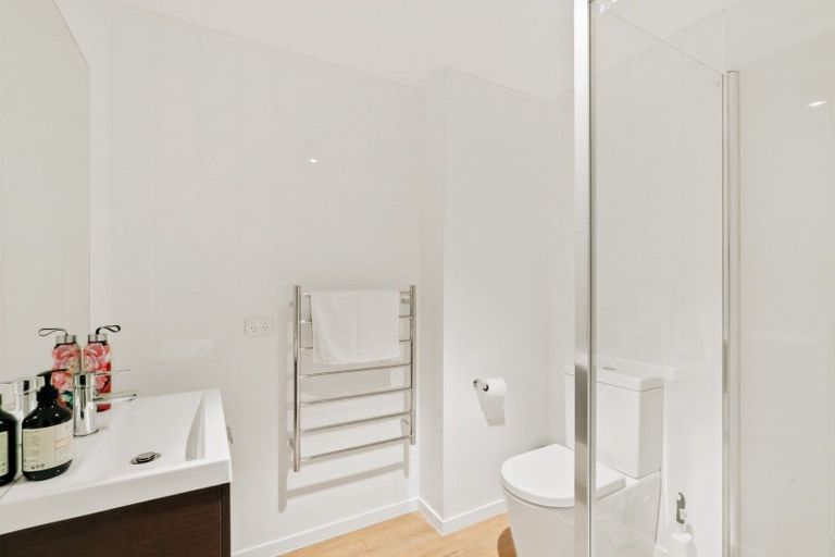 Photo of property in The Alex Apartments, 135u29a Hallenstein Street, Queenstown, 9300