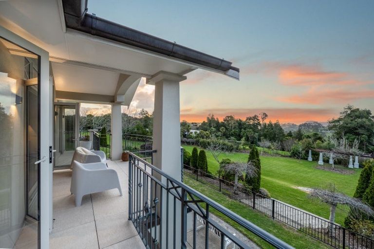 Photo of property in 1 Pearson Road, Whitford, Howick, 2571