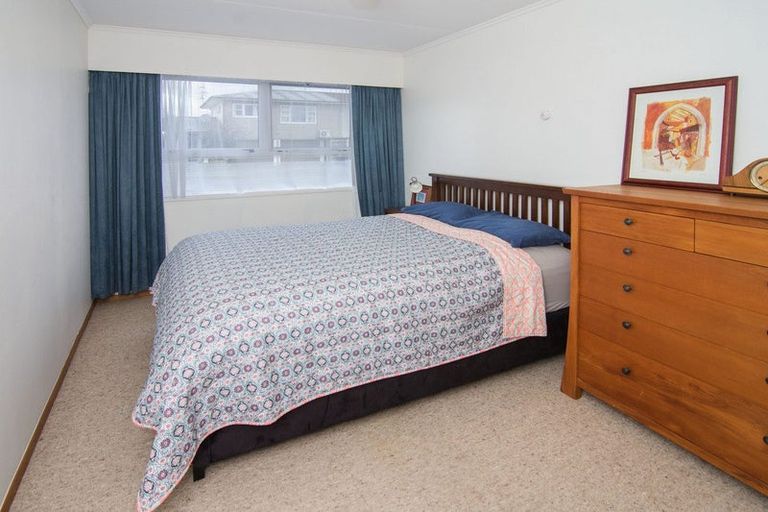 Photo of property in 9 Cambridge Terrace, Masterton, 5810