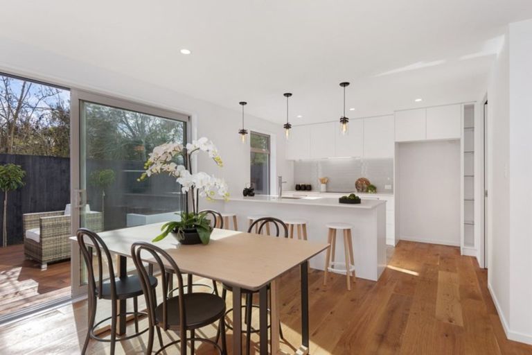 Photo of property in 95c Edgeware Road, St Albans, Christchurch, 8014