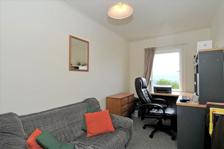 Photo of property in 84 Mitchell Street, Brooklyn, Wellington, 6021
