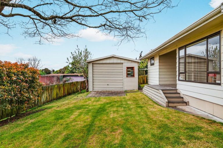Photo of property in 3 Te Moho Street, Motuoapa, 3382