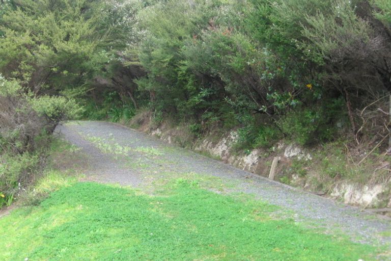 Photo of property in 2470 Wyuna Bay Road, Wyuna Bay, Coromandel, 3581