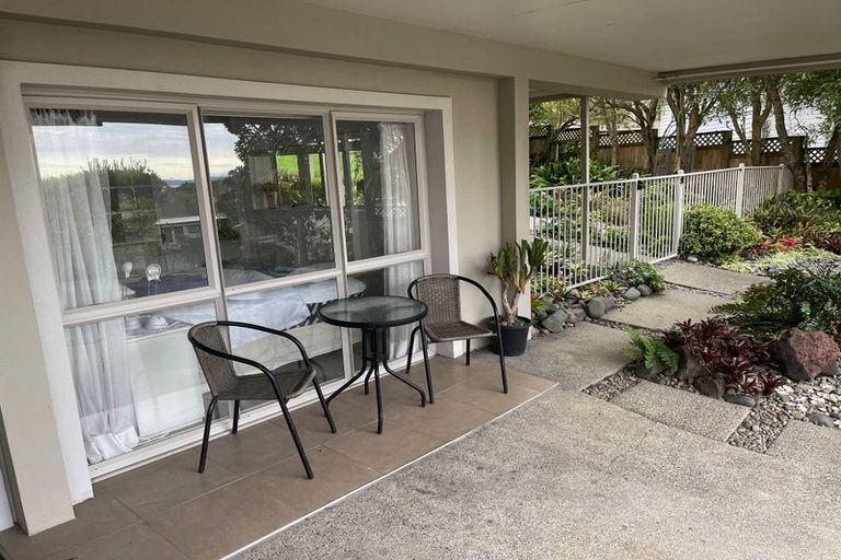 Photo of property in 6 Judkins Crescent, Cockle Bay, Auckland, 2014