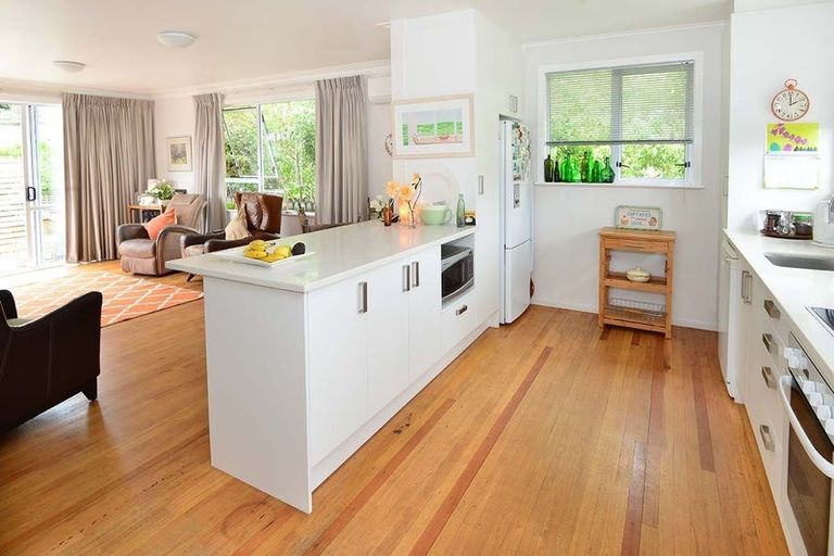Photo of property in 1/454 Hibiscus Coast Highway, Orewa, 0931