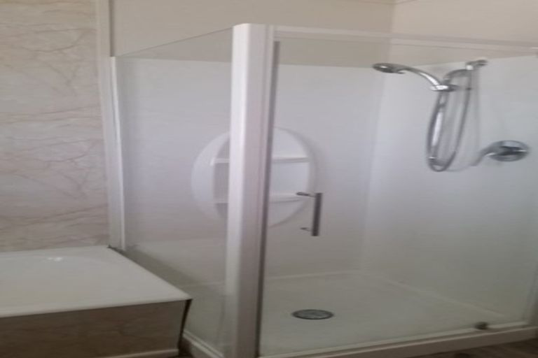 Photo of property in 122 Avonhead Road, Avonhead, Christchurch, 8042