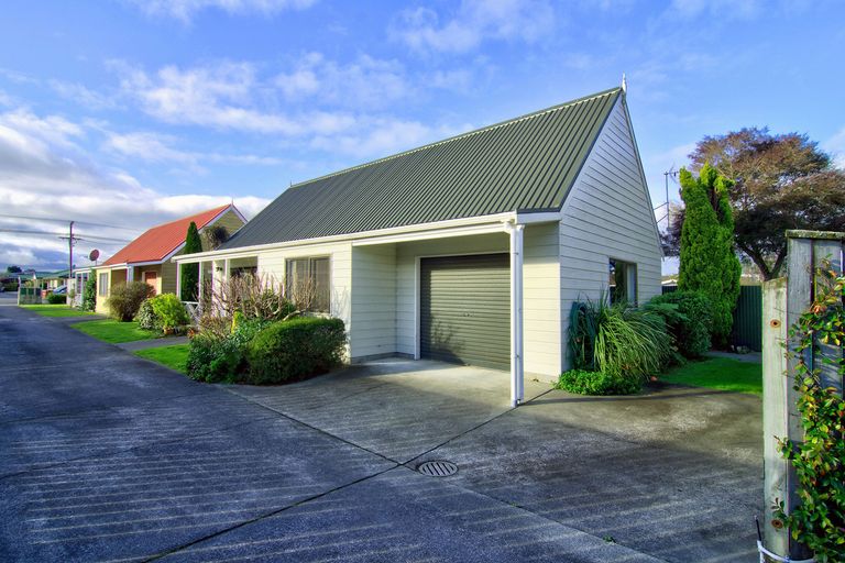 Photo of property in 23a Cole Street, Masterton, 5810
