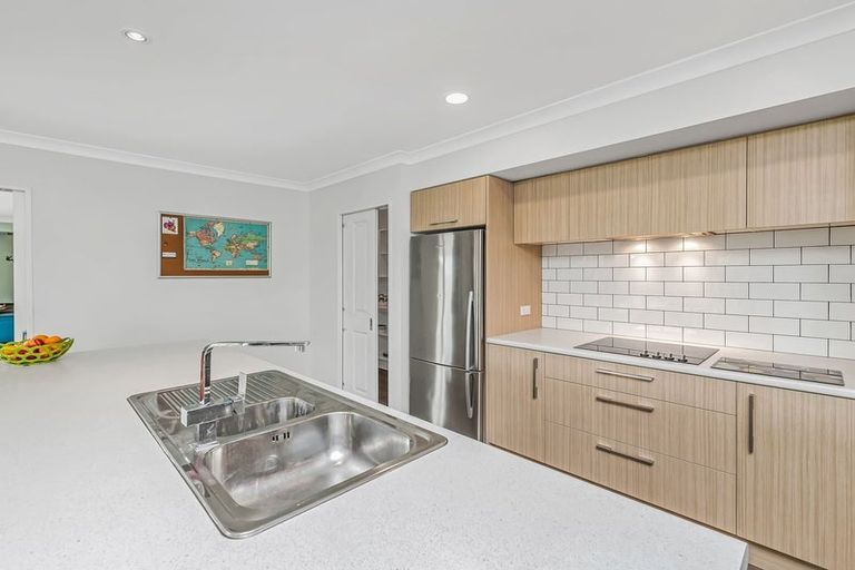 Photo of property in 1 Lloyds Close, Rolleston, 7614