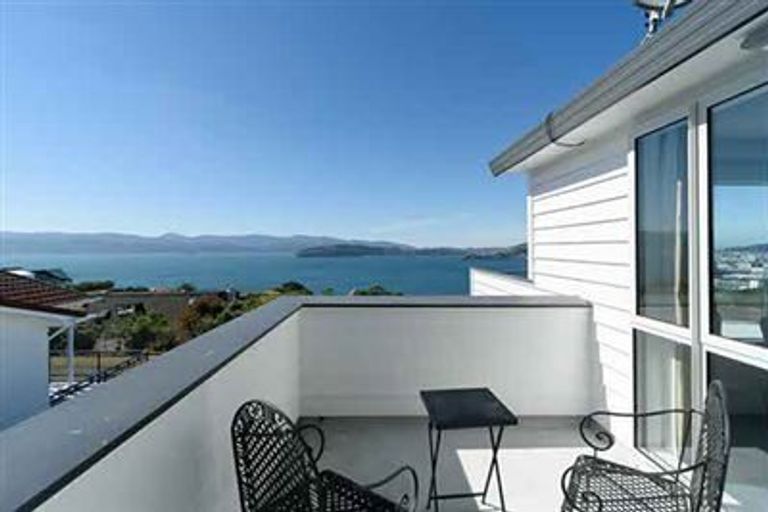 Photo of property in 58 Rama Crescent, Khandallah, Wellington, 6035