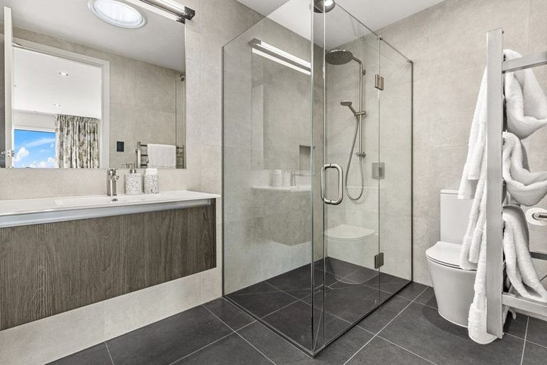 Photo of property in 34 Nevill Road, Hobsonville, Auckland, 0616