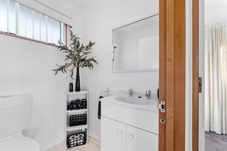 Photo of property in 21 Fishermans Cove, Army Bay, Whangaparaoa, 0930