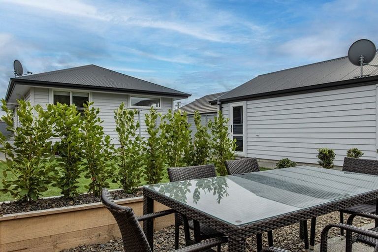 Photo of property in 55 Vivian Street, Burwood, Christchurch, 8083