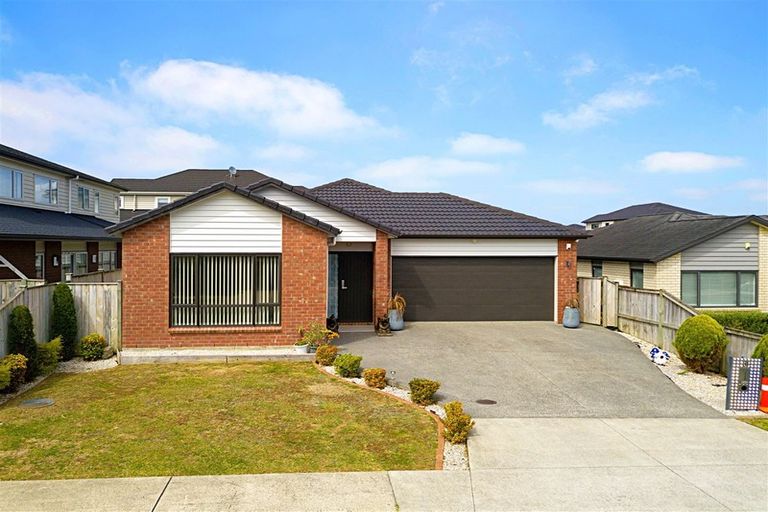 Photo of property in 31 Clady Drive, Flat Bush, Auckland, 2019