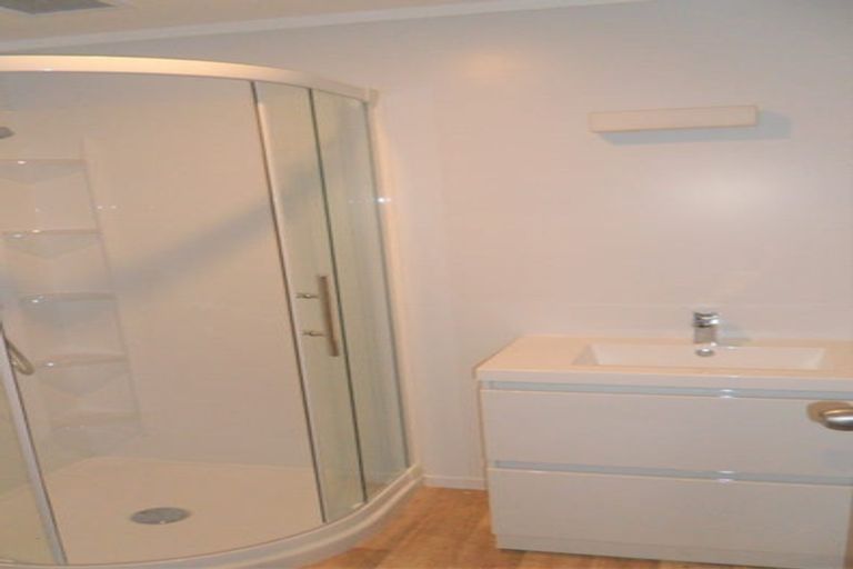 Photo of property in 8 Girton Terrace, Mount Cook, Wellington, 6021