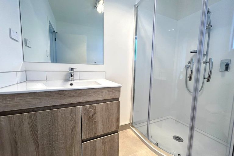 Photo of property in 4 Raupeti Lane, Henderson, 0612