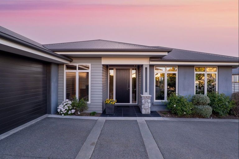 Photo of property in 51 Brookfield Drive, Northwood, Christchurch, 8051