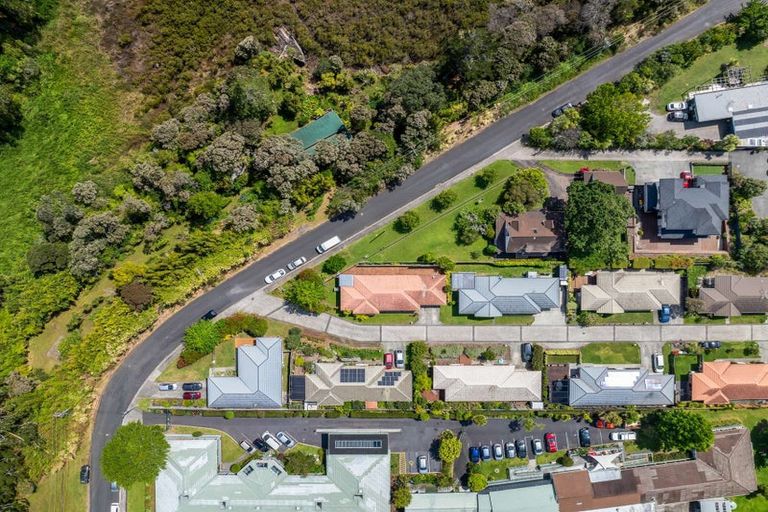 Photo of property in 169l Colwill Road, Massey, Auckland, 0614