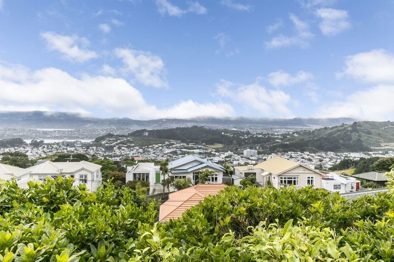 Photo of property in 26 Mana Street, Vogeltown, Wellington, 6021