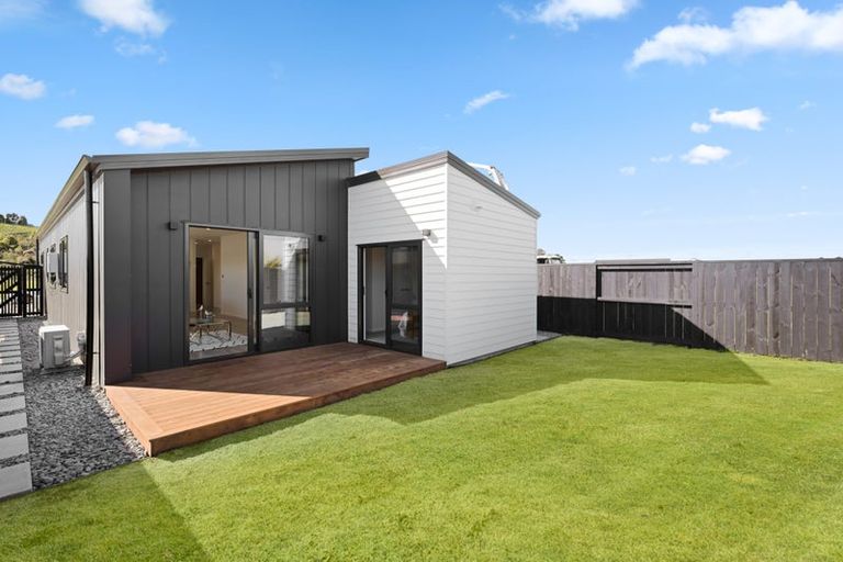 Photo of property in 68 Overton Street, Rototuna North, 3210