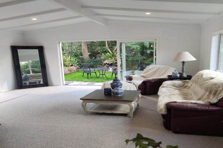 Photo of property in 15 Puriri Place, Tuateawa, Coromandel, 3583