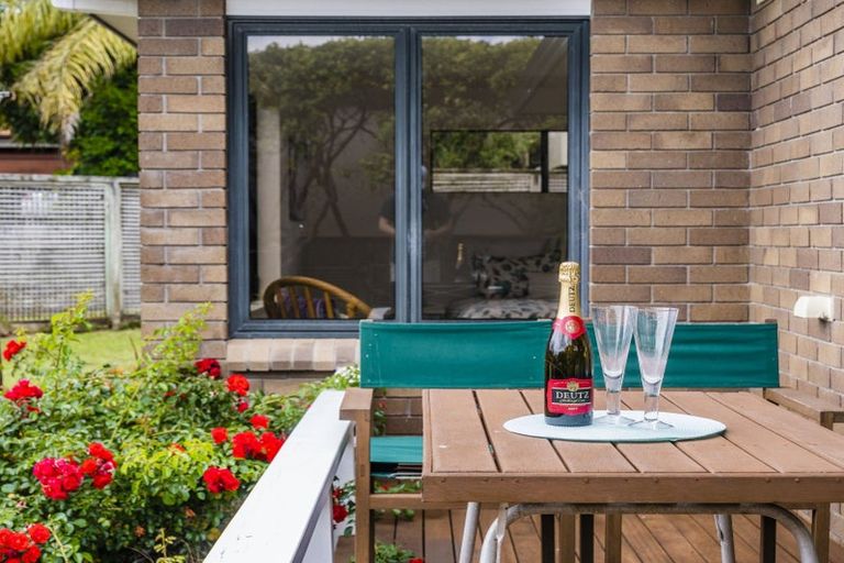 Photo of property in 31 Gilberd Place, Torbay, Auckland, 0630