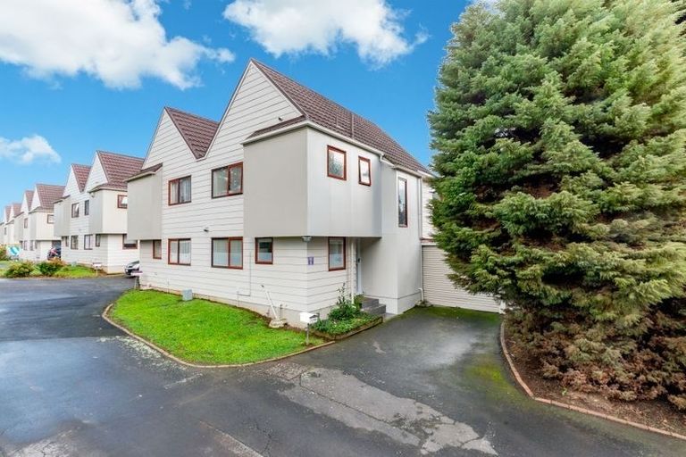 Photo of property in 6/19a Gray Avenue, Mangere East, Auckland, 2024